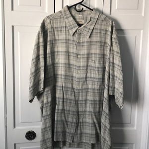 Short sleeve gray/blue shirt